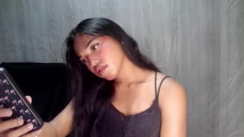 Snapshot of elenacum chatting on 10/25/25, 02:56 elenacum online show from 10/25/25, 02:56