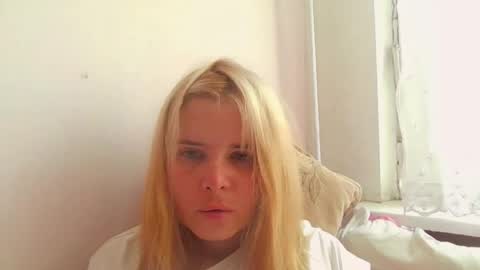 Elena online show from 04/29/26, 10:19