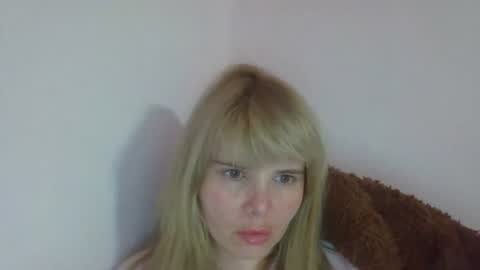 Elena online show from 07/28/26, 08:23