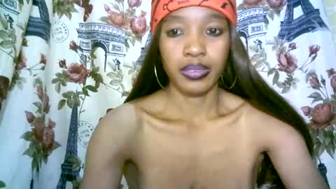 elenah013 online show from 11/16/25, 06:30