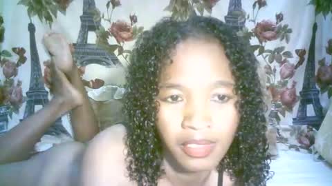 Snapshot of elenah0123 chatting on 04/07/26, 08:04 elenah013 online show from 04/07/26, 08:04