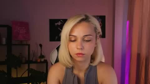 elenamonroe_ online show from 06/21/26, 07:33