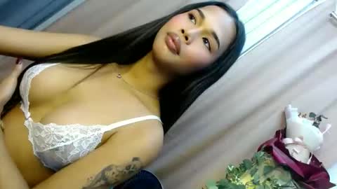 Call me Yours. online show from 05/17/26, 08:23