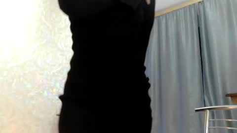 Snapshot of elenaza chatting on 01/05/25, 06:56 elenaza online show from 01/05/25, 06:56