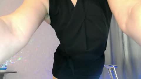 elenaza online show from 04/27/26, 10:57
