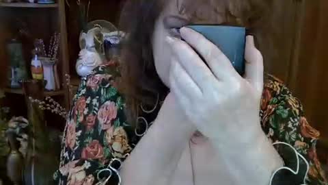 Snapshot of elenazed chatting on 10/11/25, 09:30 ElenaZed online show from 10/11/25, 09:30