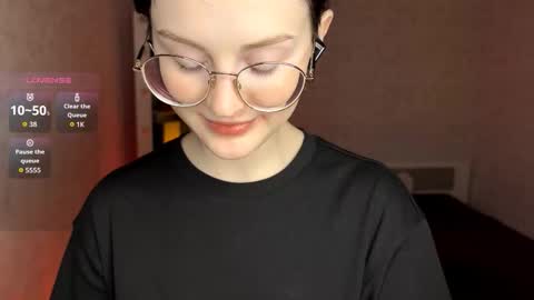 Snapshot of eleniswackhammer chatting on 02/21/26, 09:27 Annie PVT IS OPEN online show from 02/21/26, 09:27