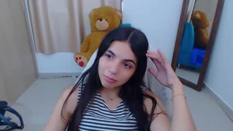 agnes online show from 02/18/25, 05:42