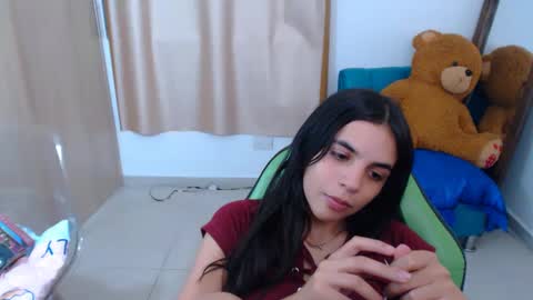 agnes online show from 02/25/25, 07:03