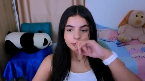 Snapshot of elenna_hotx chatting on 09/26/25, 06:12 agnes online show from 09/26/25, 06:12