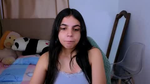 Snapshot of elenna_hotx chatting on 10/22/25, 07:57 agnes online show from 10/22/25, 07:57