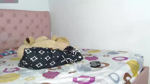 elettra_parisi19 online show from 01/29/25, 11:56