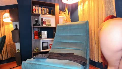 Snapshot of elettra_roux chatting on 12/07/24, 08:16 ELETTRA online show from 12/07/24, 08:16