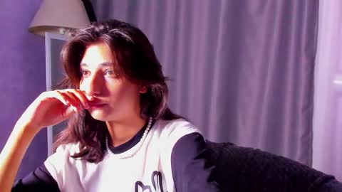 Elfy online show from 09/21/25, 08:21