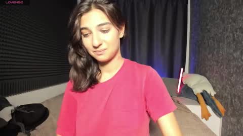 Elfy online show from 09/29/25, 04:12