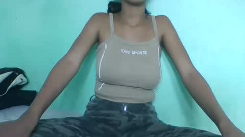 Snapshot of eliahsexy chatting on 02/15/26, 07:05 eliahsexy online show from 02/15/26, 07:05