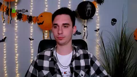 Snapshot of elian_flame chatting on 10/26/25, 07:42 elian_flame online show from 10/26/25, 07:42
