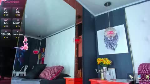 ---Elian--- online show from 11/08/25, 12:00