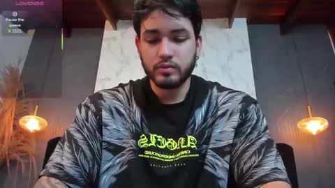 Snapshot of eliankeiser chatting on 11/18/25, 12:20 Elian online show from 11/18/25, 12:20