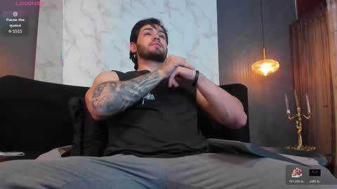 Snapshot of eliankeiser chatting on 11/28/25, 11:57 Elian online show from 11/28/25, 11:57