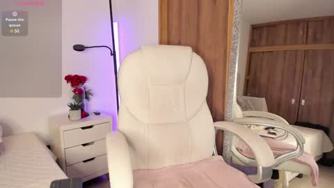 Eli online show from 01/31/25, 11:45