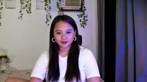 elie2001 online show from 02/19/25, 05:06