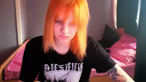 Snapshot of elieiza_xo chatting on 05/02/26, 09:25 elieiza_xo online show from 05/02/26, 09:25