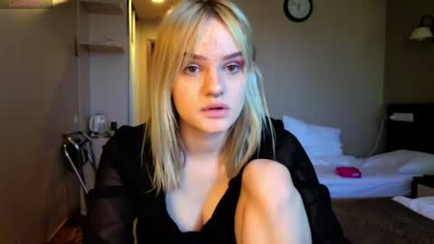 Snapshot of elieiza_xo chatting on 06/02/26, 11:12 elieiza_xo online show from 06/02/26, 11:12