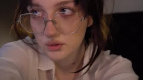 Ellie online show from 10/11/25, 05:17