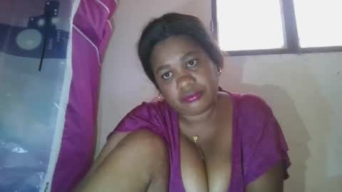 elietteee online show from 09/11/25, 08:58