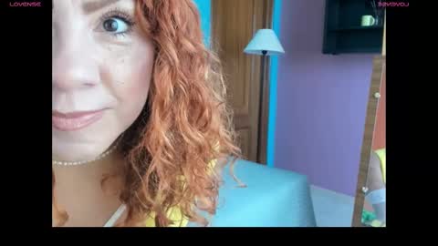 elifgirasol online show from 02/24/25, 10:26