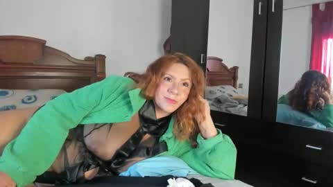 Snapshot of elif__girasol chatting on 11/13/25, 12:15 elifgirasol online show from 11/13/25, 12:15