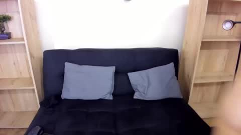 Snapshot of eliie_ruizz chatting on 09/17/25, 08:21 Eliie online show from 09/17/25, 08:21