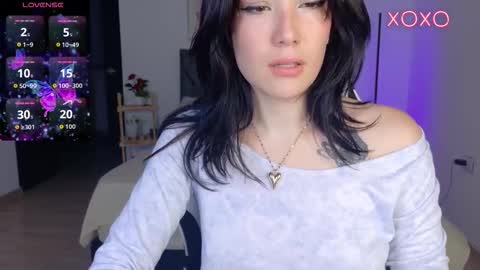 Snapshot of eliiih_ chatting on 10/20/25, 03:29 eliiih_ online show from 10/20/25, 03:29