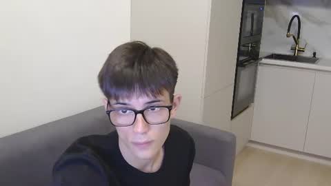 Snapshot of elijahtarlet chatting on 07/31/26, 04:39 Eligah Ilya online show from 07/31/26, 04:39
