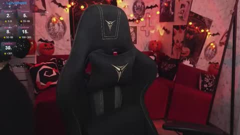 Snapshot of elika_kay chatting on 10/17/25, 10:23 MORE ME online show from 10/17/25, 10:23