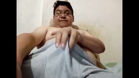 Snapshot of elimposstor chatting on 10/23/25, 07:07 elimposstor online show from 10/23/25, 07:07