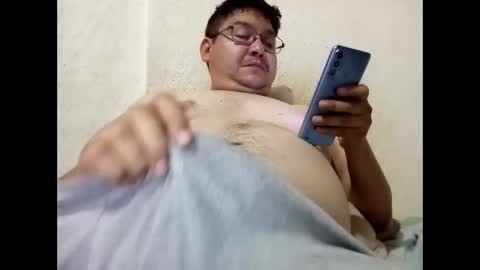 Snapshot of elimposstor chatting on 10/25/25, 06:46 elimposstor online show from 10/25/25, 06:46