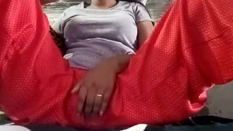 Snapshot of elina_roy03 chatting on 10/11/25, 02:55 elina_roy03 online show from 10/11/25, 02:55