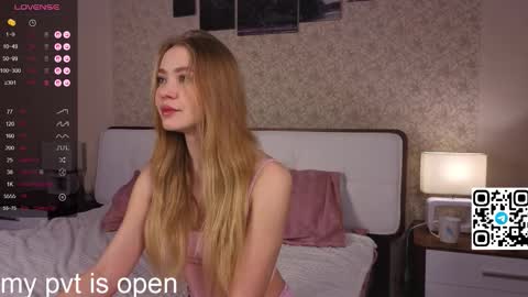 Elina online show from 11/21/25, 01:26