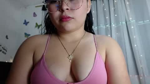 Snapshot of elinaax chatting on 11/06/25, 07:59 Elina online show from 11/06/25, 07:59