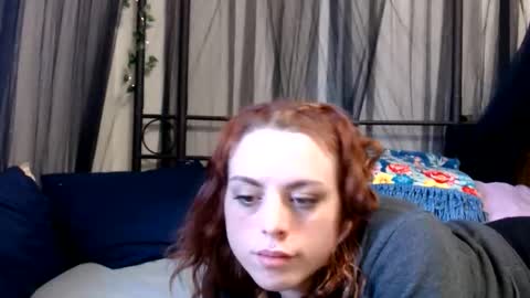 Snapshot of elinalaverins chatting on 06/11/26, 03:37 Elina online show from 06/11/26, 03:37