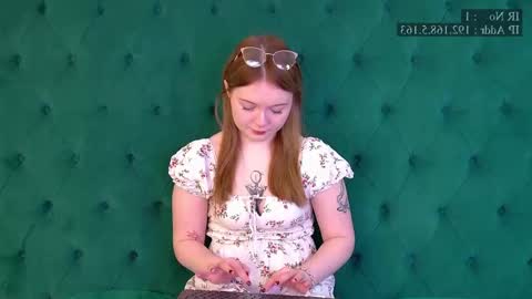 Snapshot of elinavale chatting on 03/01/26, 05:20 elinavale online show from 03/01/26, 05:20