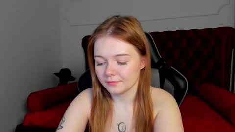 Snapshot of elinavale chatting on 03/08/26, 05:22 elinavale online show from 03/08/26, 05:22