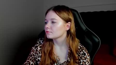 Snapshot of elinavale chatting on 03/14/26, 05:13 elinavale online show from 03/14/26, 05:13