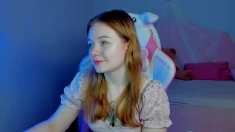 Snapshot of elinavale chatting on 03/16/26, 05:44 elinavale online show from 03/16/26, 05:44