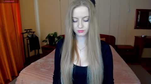 elinor_faith online show from 02/22/25, 12:19