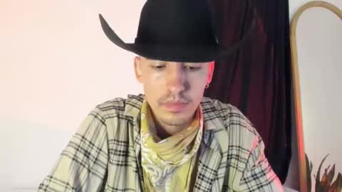 elio_dicaprio online show from 11/02/25, 02:36