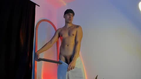 elio_dicaprio online show from 11/12/25, 01:06