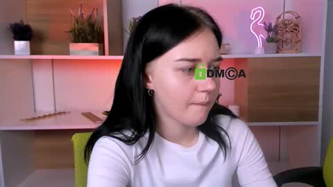 Snapshot of eliora_silk chatting on 11/05/25, 11:21 eliora_silk online show from 11/05/25, 11:21